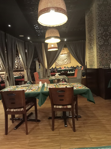 Comentarii opinii despre UZB Avenue