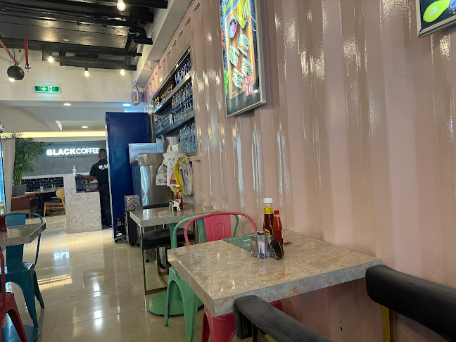 Comentarii opinii despre Indulge Restaurant - Media City