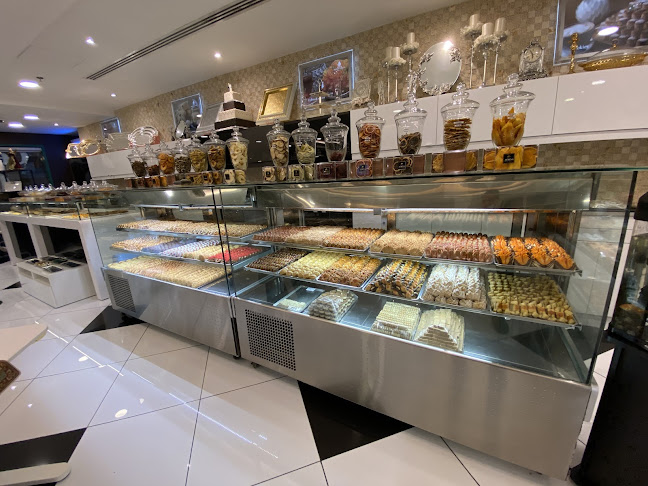 Comentarii opinii despre Afrina Sweets Wasit street, Persian sweets, Iranian sweets