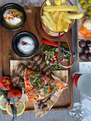 Opinii despre Firebaaz - Cafe & Restaurant în Dubai - Hospitality and gastronomy