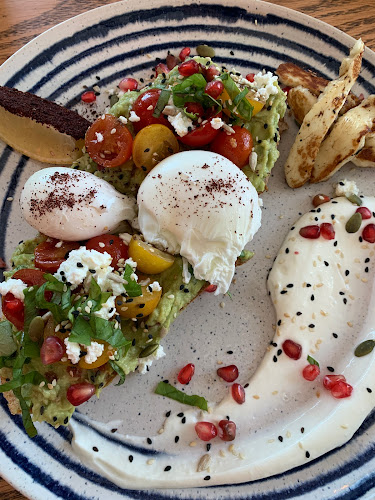 Friends Avenue Cafe JLT - Hospitality and gastronomy