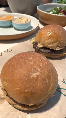 Opinii despre Krave The Dubai Mall în Dubai - Hospitality and gastronomy