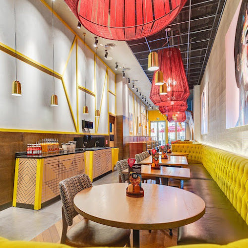Nando's Dubai Mall - Hospitality and gastronomy