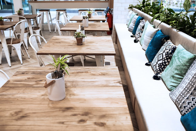 Opinii despre Poke & Co - DIFC în Dubai - Hospitality and gastronomy