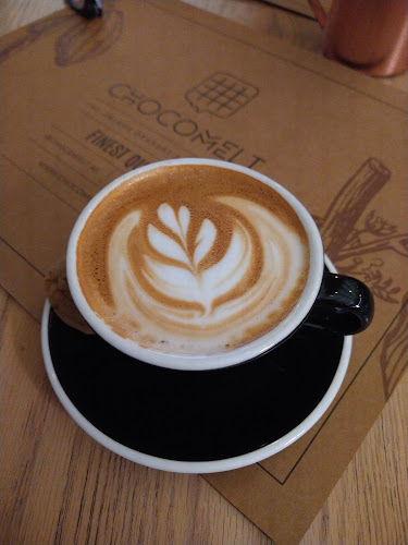 Fashion Avenue, Dubai Mall - 2nd Floor - Downtown Dubai - Dubai