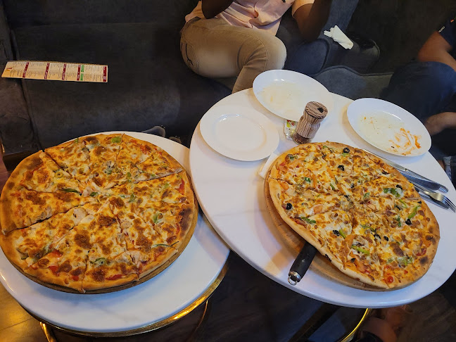 Comentarii opinii despre Italian pizza kawkab restaurant LLC