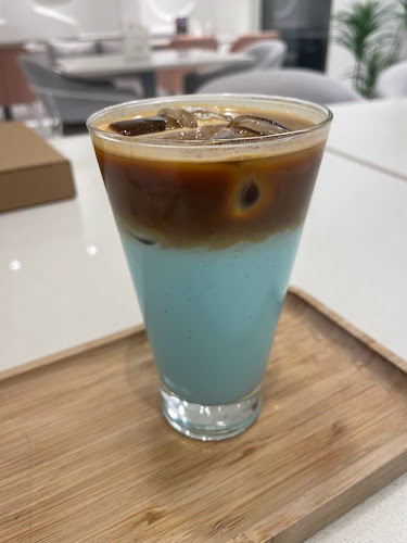 Kefi Books, Board Games & Cafe