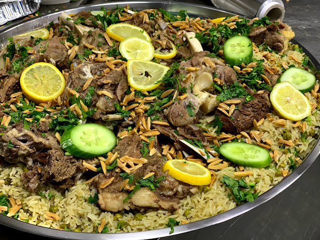 Al-Yolla Street - المنهل Al Manhal - اليُولَة - Abu Dhabi