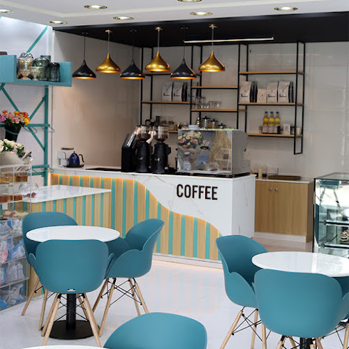 Comentarii opinii despre ديليكاسي فايتا للزهور والحلويات والكوفي I Delicacy Vita For Flowers , Deserts and coffee