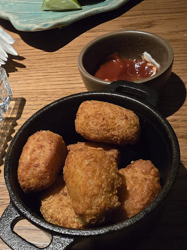 The Hungry Monkey Restaurant and Lounge - Dubai