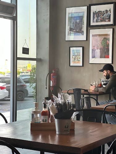 Comentarii opinii despre Be Healthy DXB - Nadd Alhamar Branch