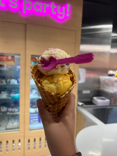 Opinii despre Baskin Robbins SZR în Dubai - Hospitality and gastronomy