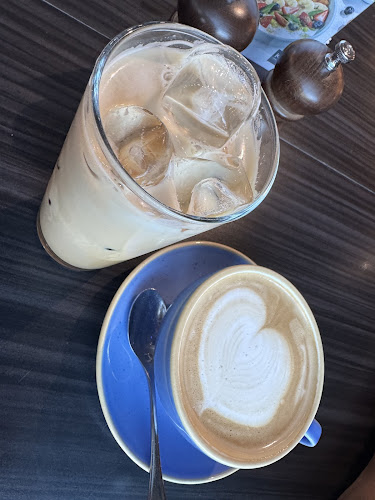 Jones The Grocer Al Muneera - Hospitality and gastronomy