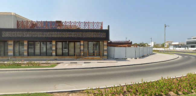 Amanos Restaurant & Cafe