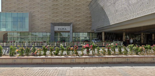 Ladurée Dubai Festival City Mall