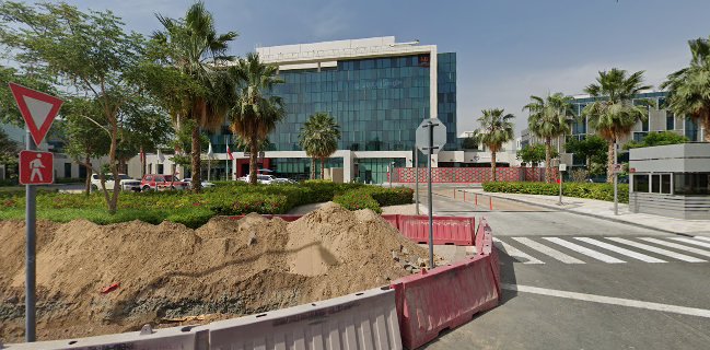 Oui Sports Bar + Terrace